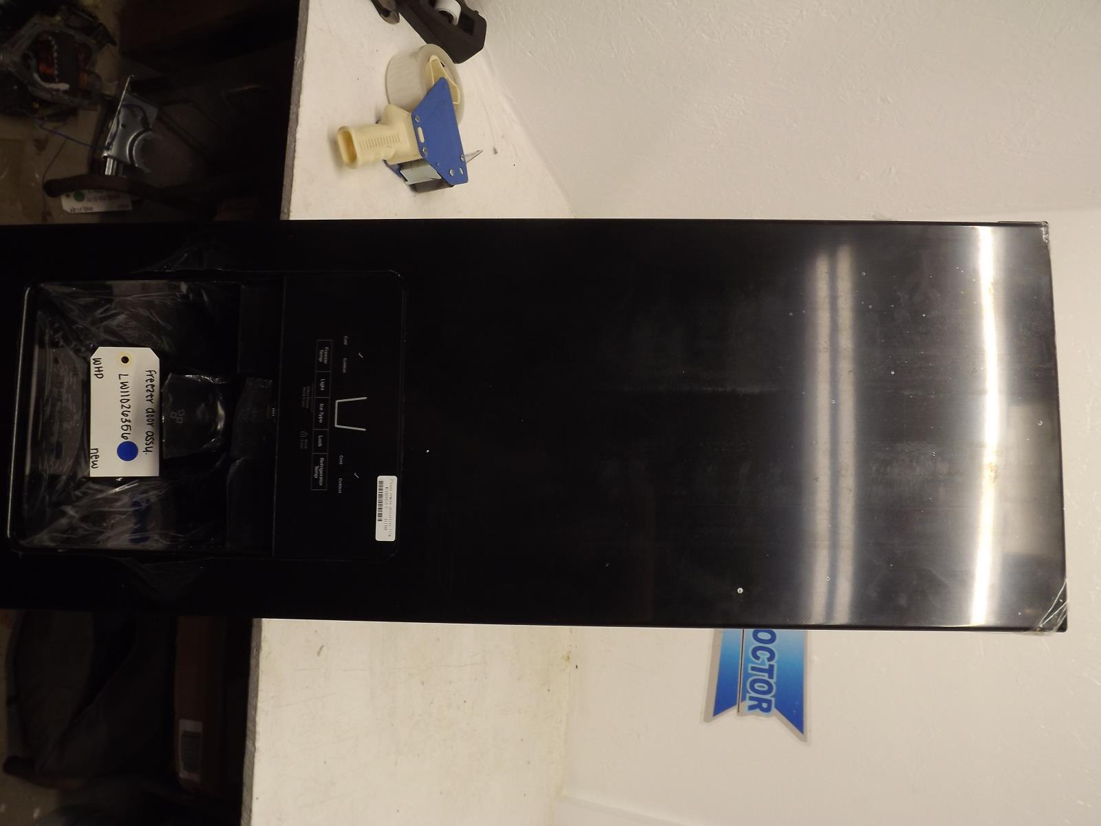 Whirlpool Refrigerator LW11026356 Freezer Door Assembly New *SEE NOTE* Whirlpool Refrigerator LW11026356 Freezer Door Assembly New *SEE NOTE*